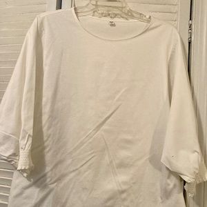 NWOT UNIQLO white cotton top